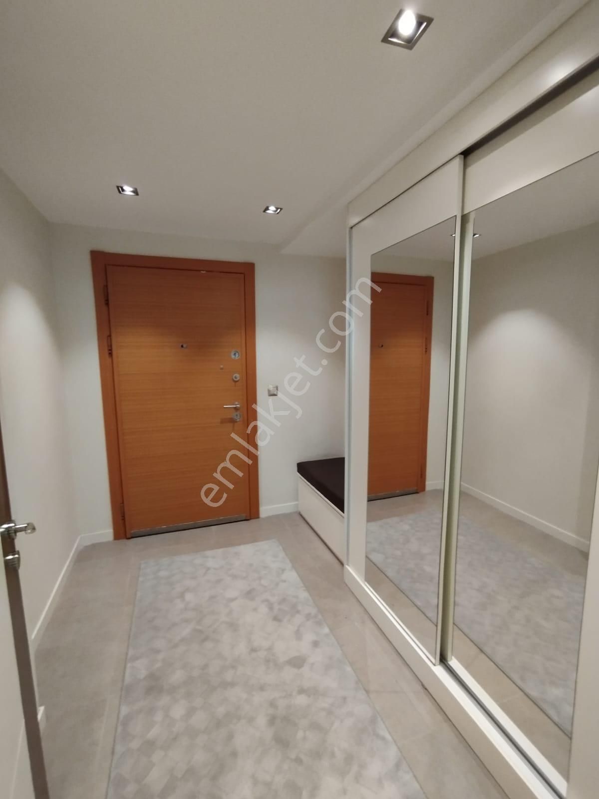 Ziyapaşa Bulvarına Yakın Güvenlikli Kapalı Otoparklı 2+1 Eşyalı Satılık Daire - Görsel 4