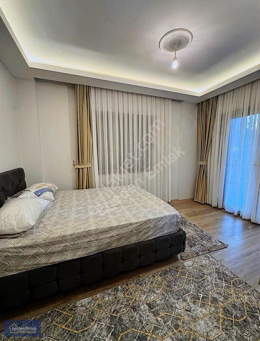 Marmaris Merkezde, Denize Yakın Eşyalı 2+1 Kiralık Daire - Görsel 15