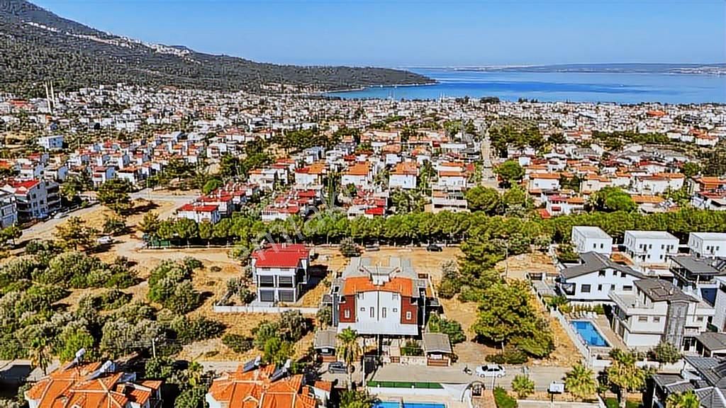 Akbük Merkezde Müstakil Yaşam Alanı 3+1 Yazlık - Görsel 22