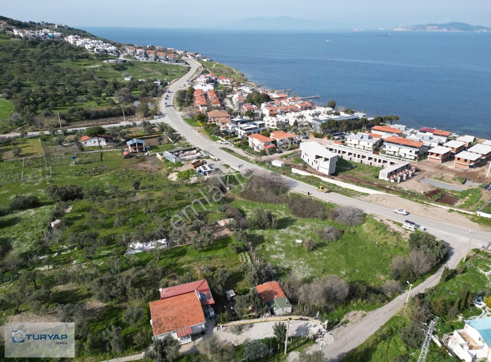 Yenifoça Marinaya 2km Uzalıkta Yatırım Fırsatı Satılık Arsa