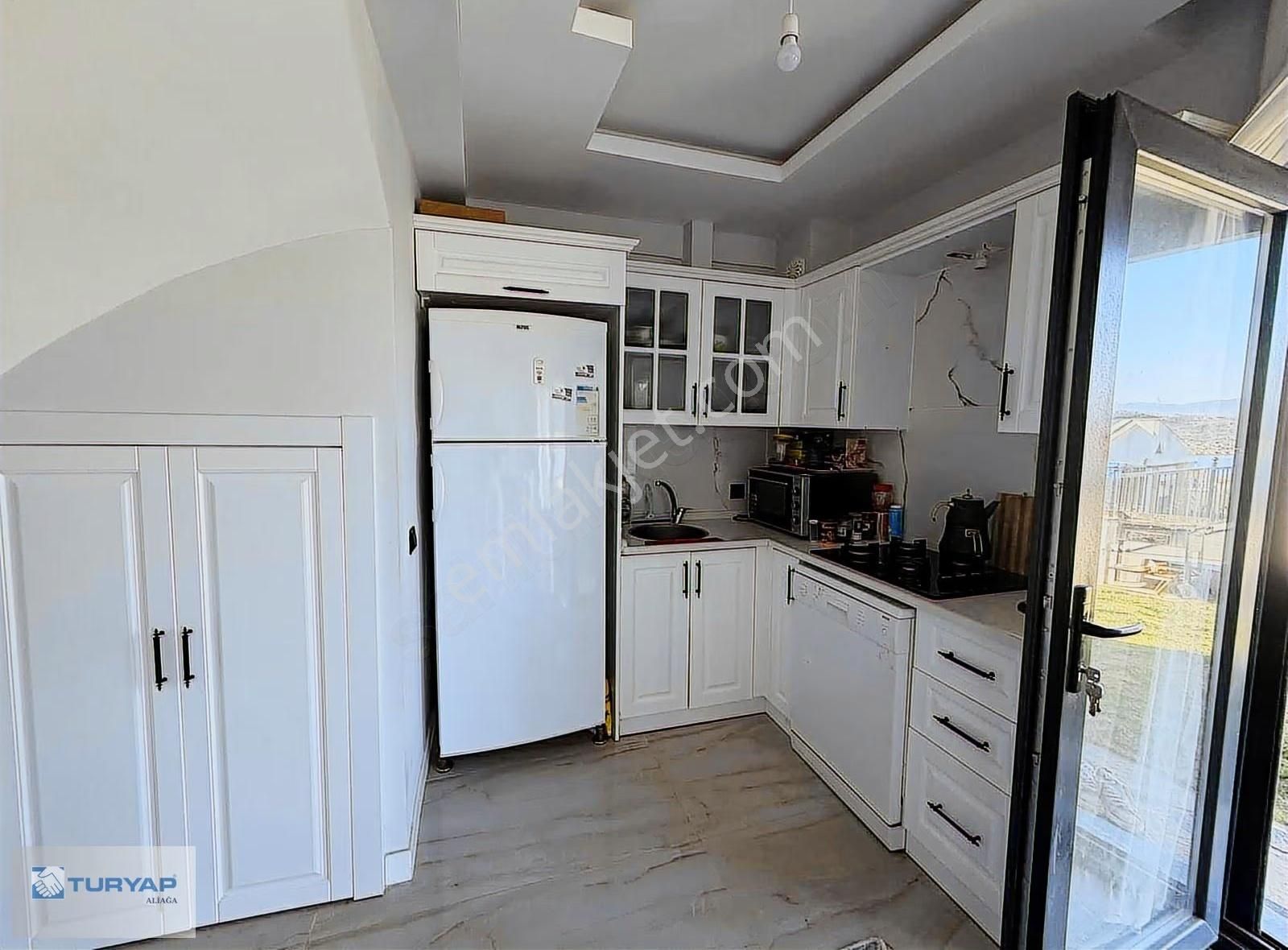 Yenifoçada Havuzlu Emsalsiz Fırsat Satılık 3+2 Villa - Görsel 23