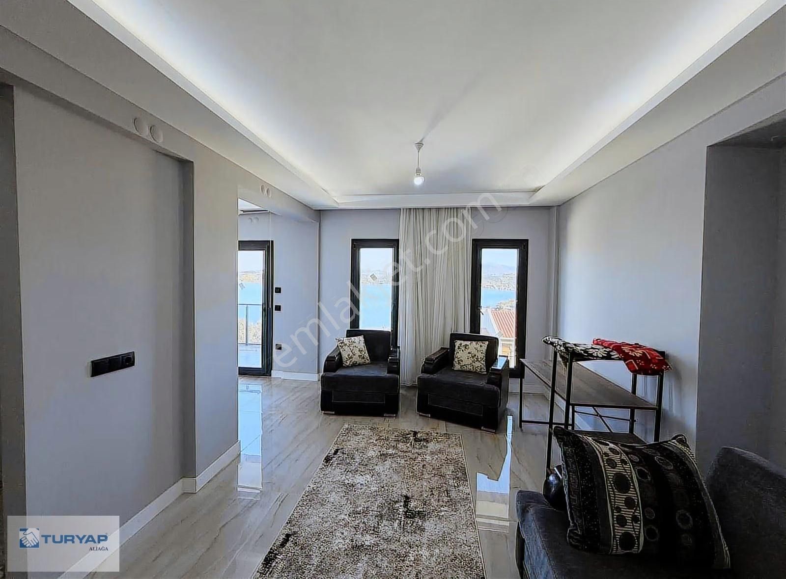 Yenifoçada Havuzlu Emsalsiz Fırsat Satılık 3+2 Villa - Görsel 22