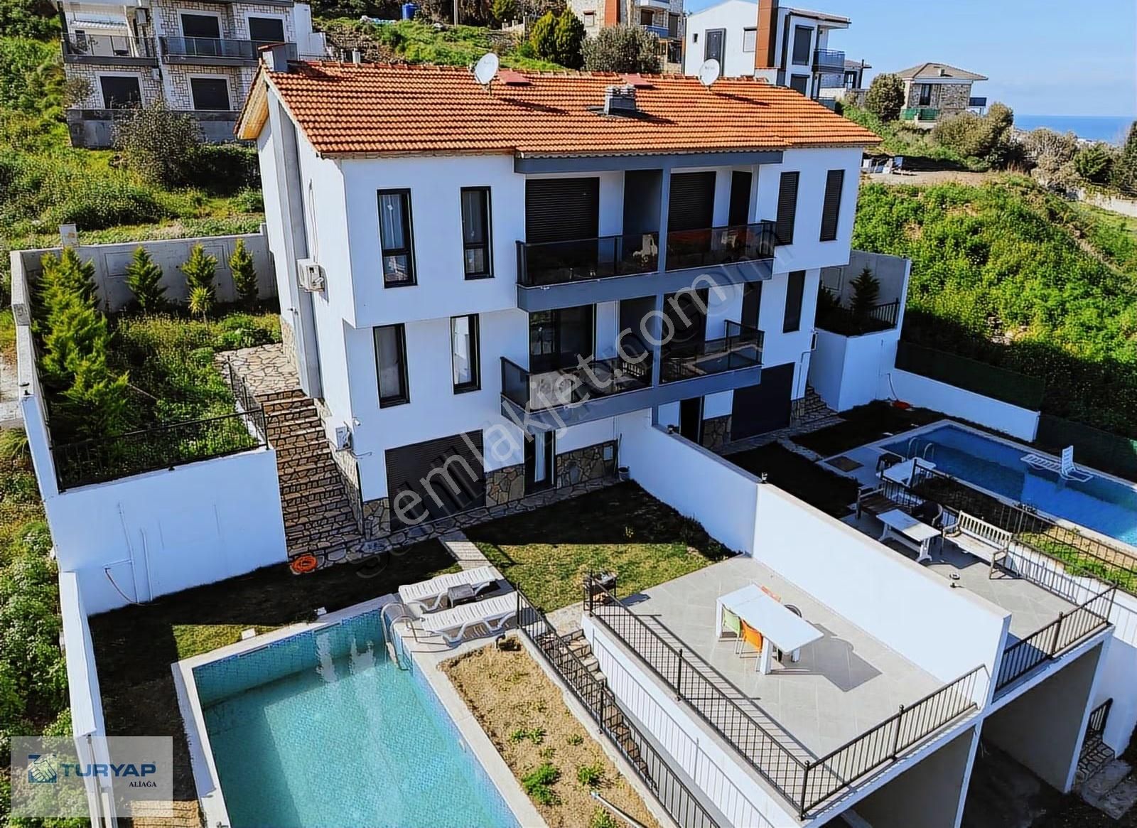 Yenifoçada Havuzlu Emsalsiz Fırsat Satılık 3+2 Villa - Görsel 24