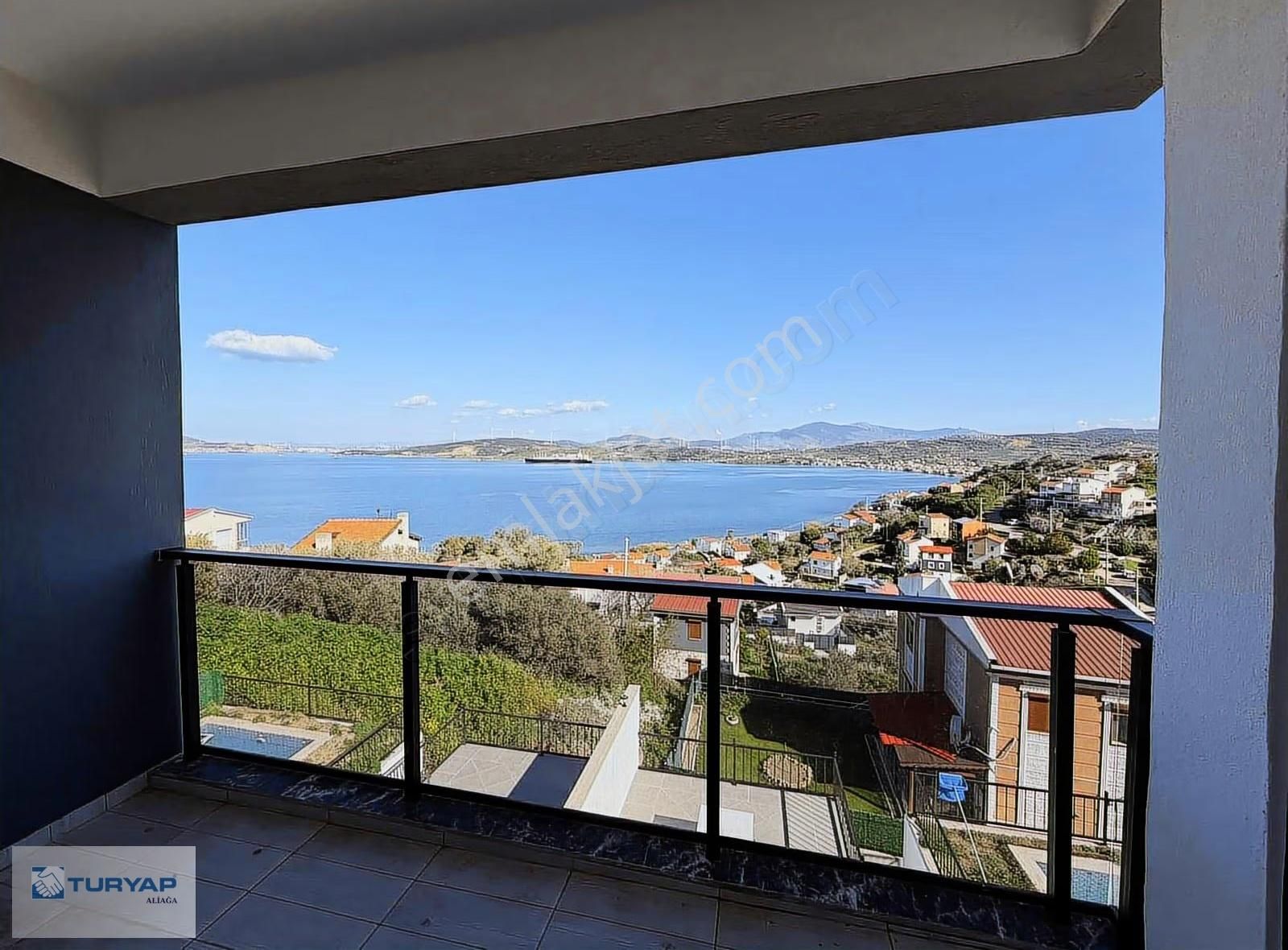 Yenifoçada Havuzlu Emsalsiz Fırsat Satılık 3+2 Villa - Görsel 21