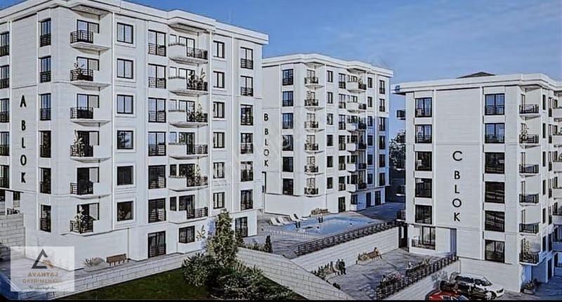 3 Bloklu Havuzlu Site İçerisinde Deniz Manzaralı 1+1 Daire..! - Görsel 3