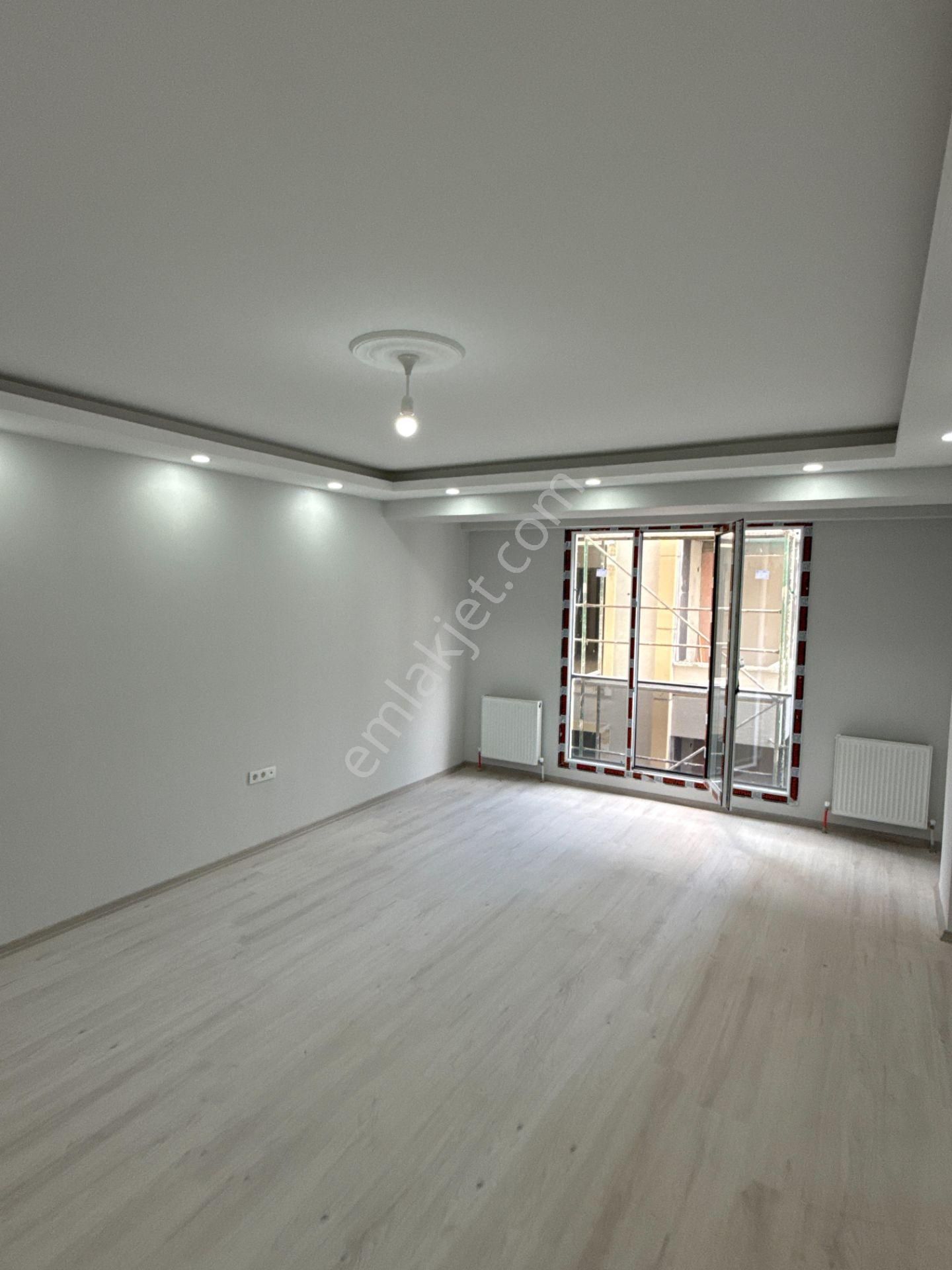 Bahçelievler Zafer'de 125m² 3+1, Otoparklı, Yeni Daire - Görsel 9