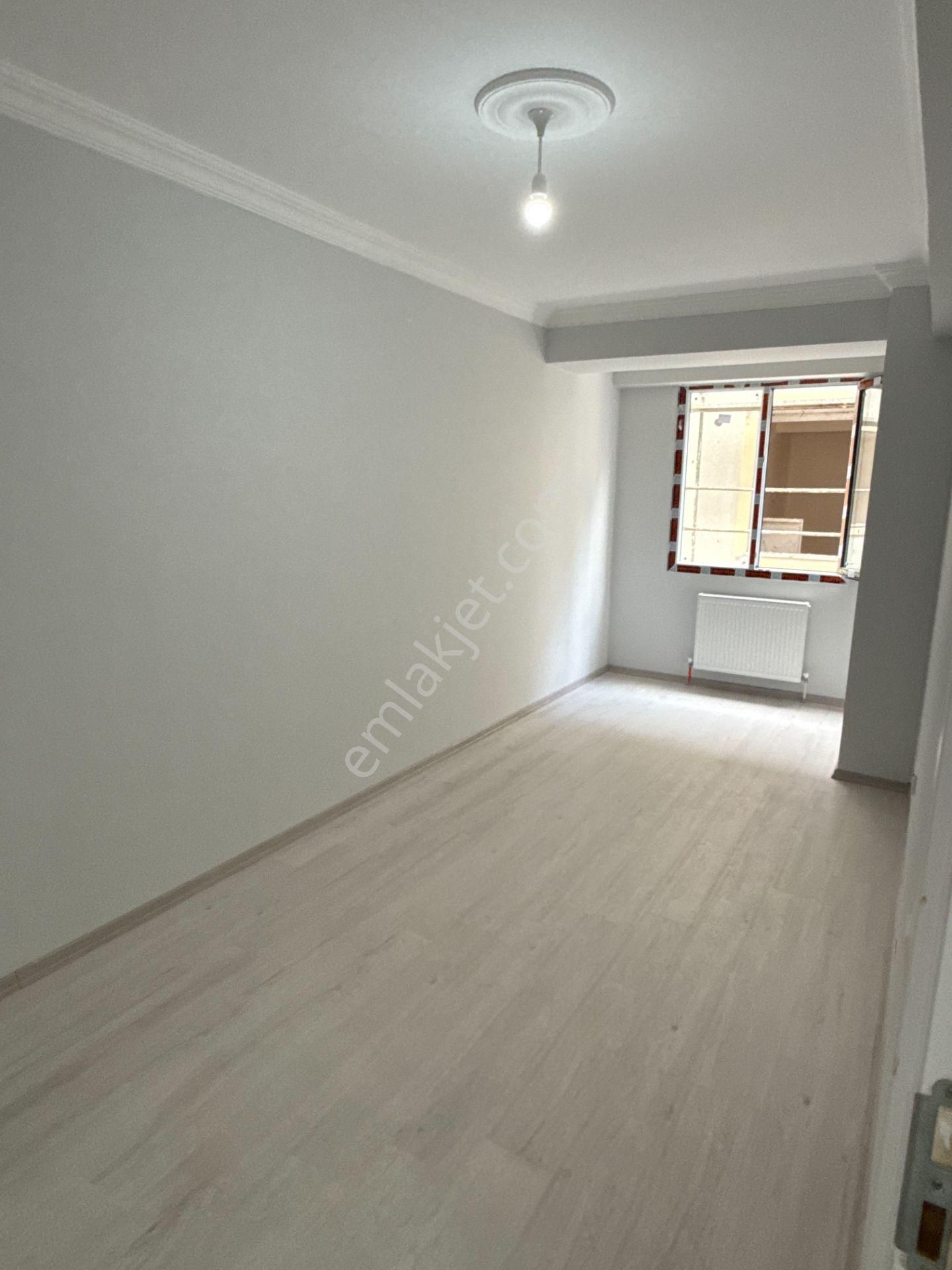 Bahçelievler Zafer'de 125m² 3+1, Otoparklı, Yeni Daire - Görsel 10
