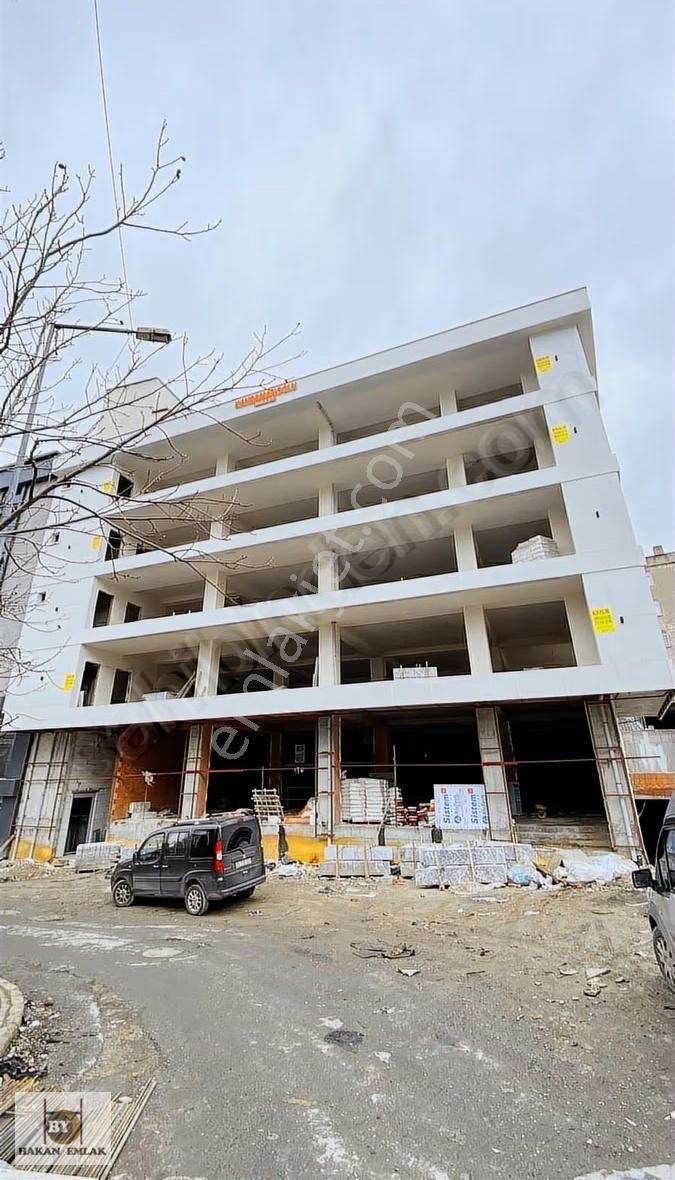 Güngören Sanayi Cadde Üzeri Kiralık Plaza Katları (478m²) - Görsel 24