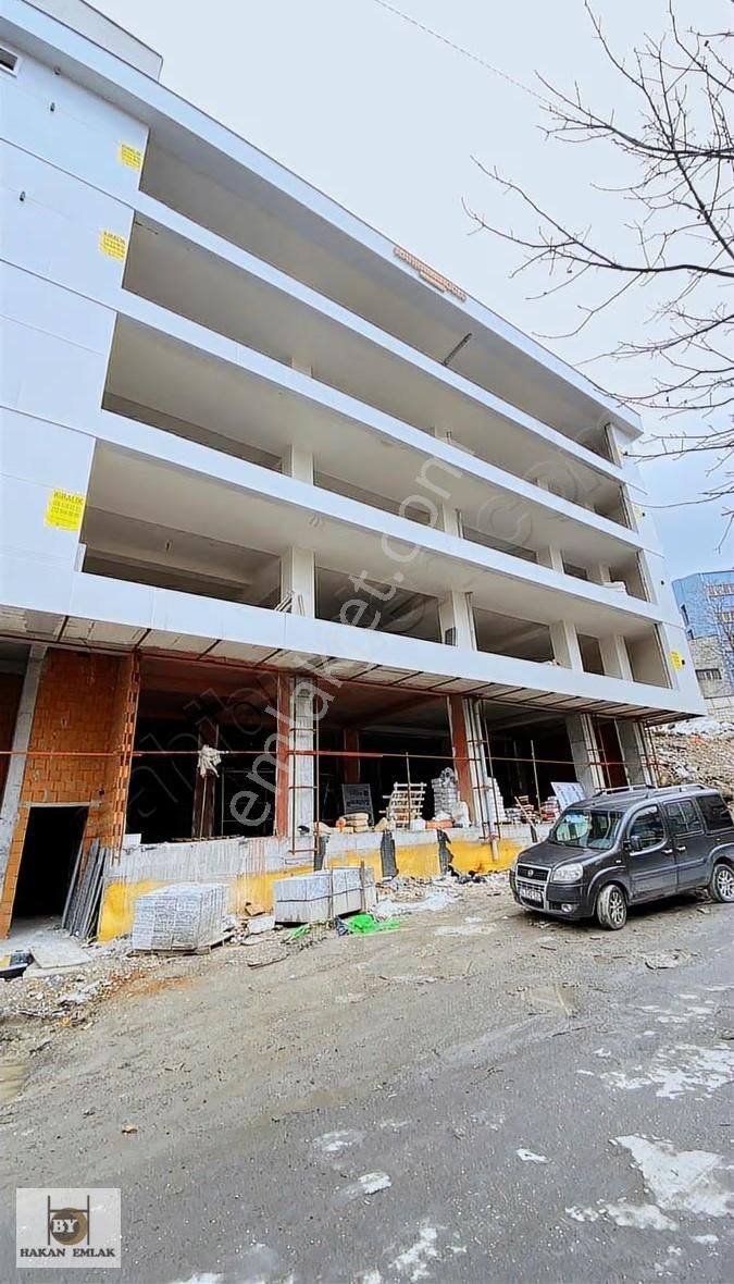 Güngören Sanayi Cadde Üzeri Kiralık Plaza Katları (478m²) - Görsel 26