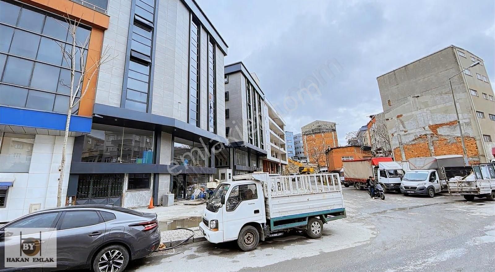 Güngören Sanayi Cadde Üzeri Kiralık Plaza Katları (478m²) - Görsel 4