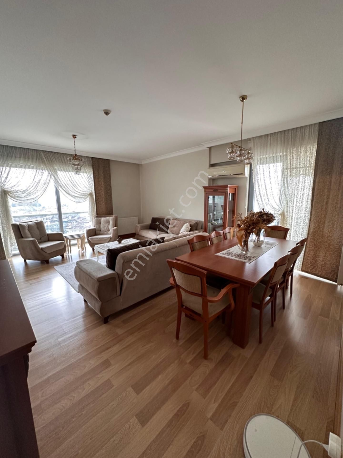 Atakentin Tek Ödüllü Sitesi Elıte Cıty'de 3+1 Daire - Görsel 14