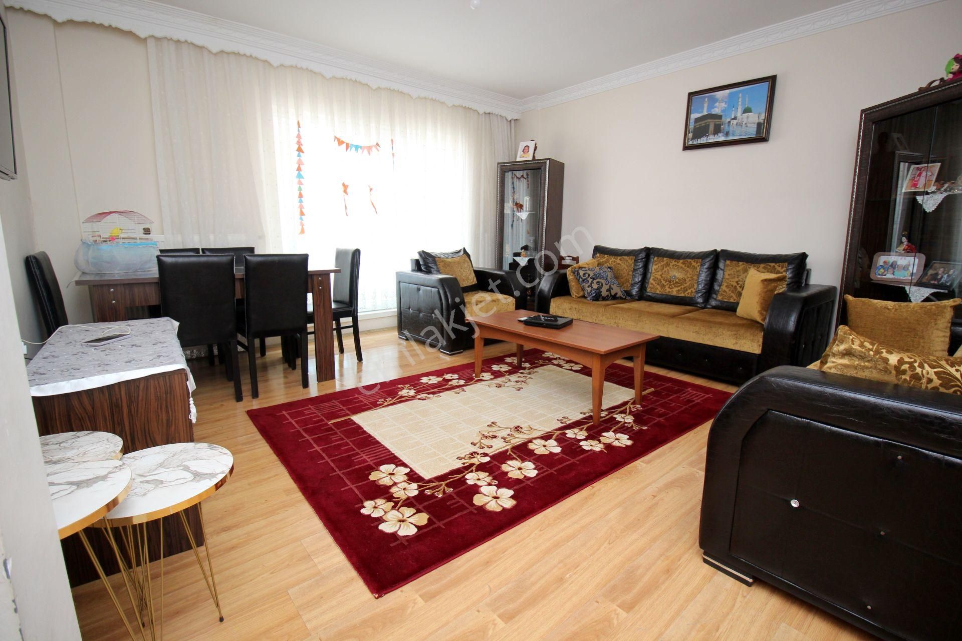 Emre Emlak'tan Piyade'de Merkezi Konumda 2 Balkonlu 3+1 Satılık Daire - Görsel 4