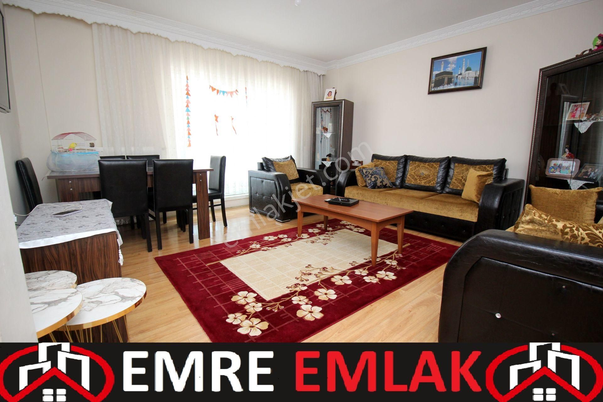 Emre Emlak'tan Piyade'de Merkezi Konumda 2 Balkonlu 3+1 Satılık Daire