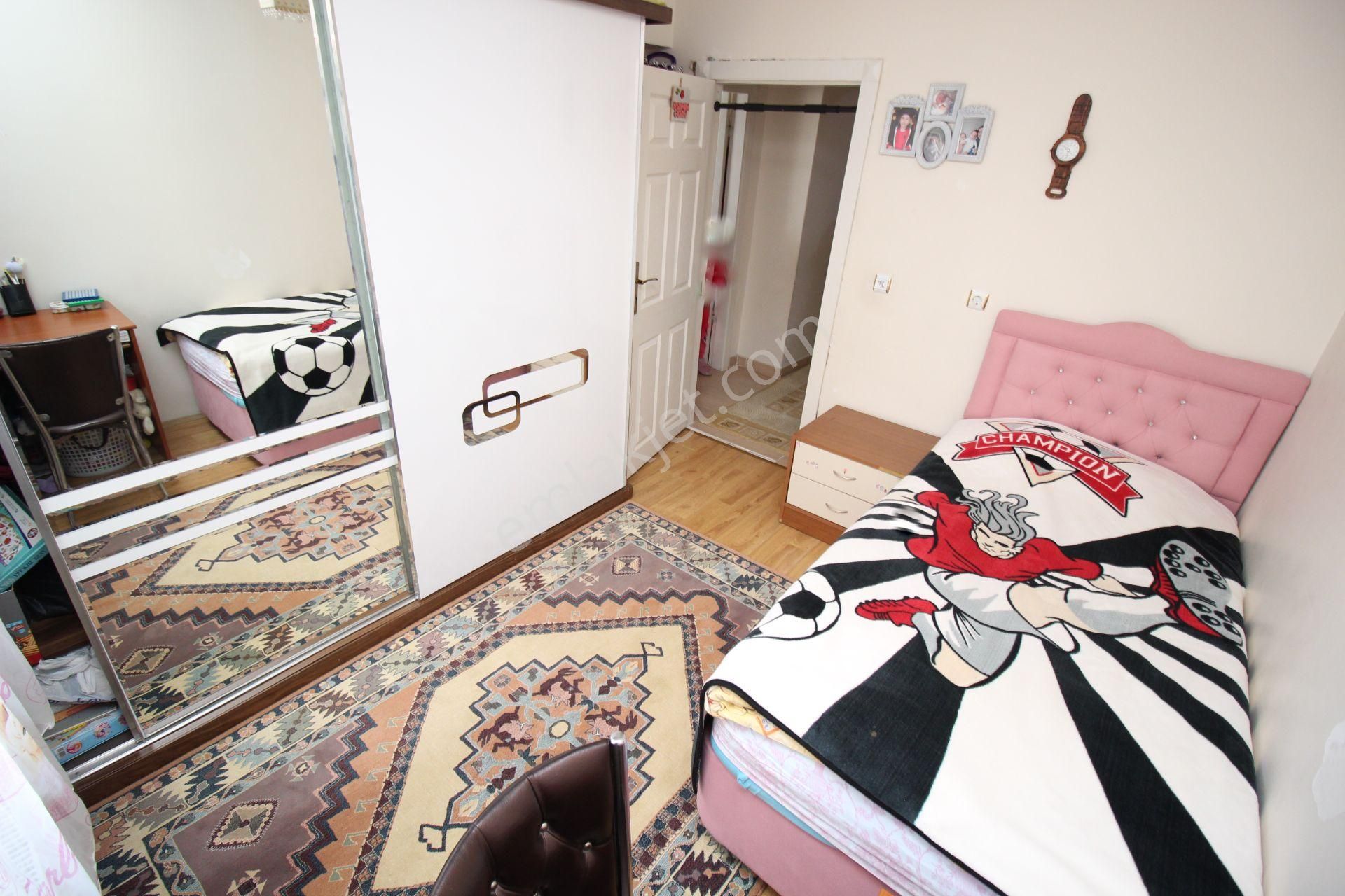 Emre Emlak'tan Piyade'de Merkezi Konumda 2 Balkonlu 3+1 Satılık Daire - Görsel 20