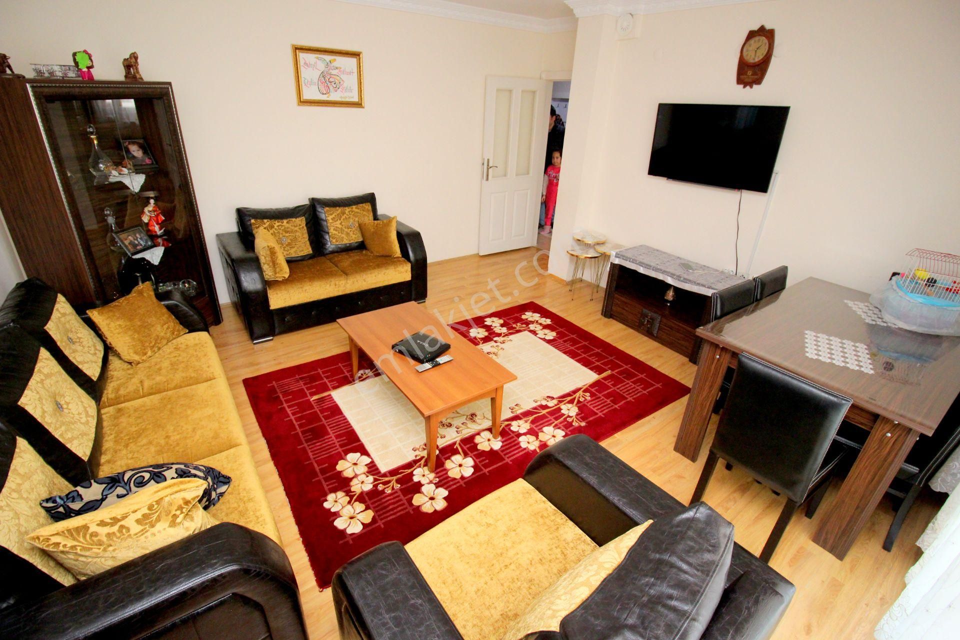 Emre Emlak'tan Piyade'de Merkezi Konumda 2 Balkonlu 3+1 Satılık Daire - Görsel 2