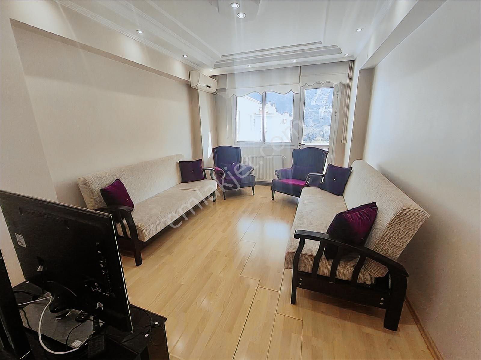 Korutürk'de 3+1,full Eşyalı, Asansörlü, Otoparklı Kiralık Daire - Görsel 16