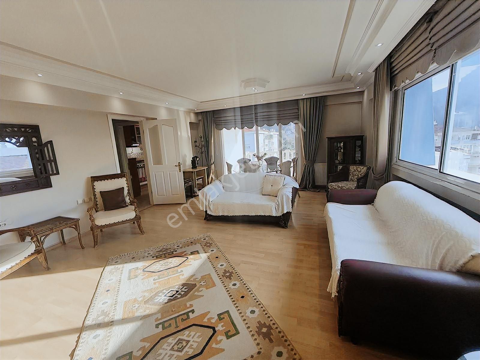 Korutürk'de 3+1,full Eşyalı, Asansörlü, Otoparklı Kiralık Daire