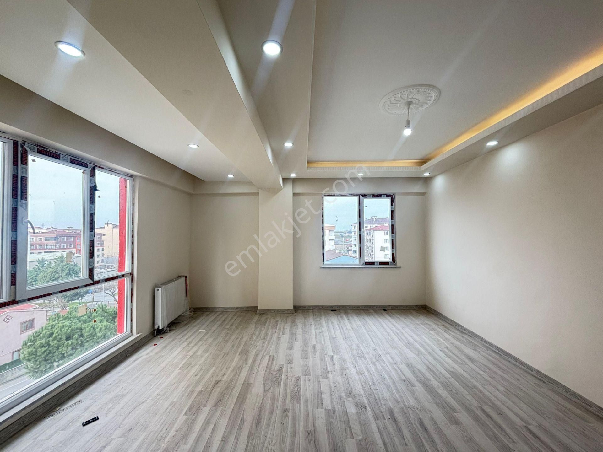 Güven'den Çerkezköy'de Okullar Bölgesi İskanlı Ön Cephe 2+1 - Görsel 2