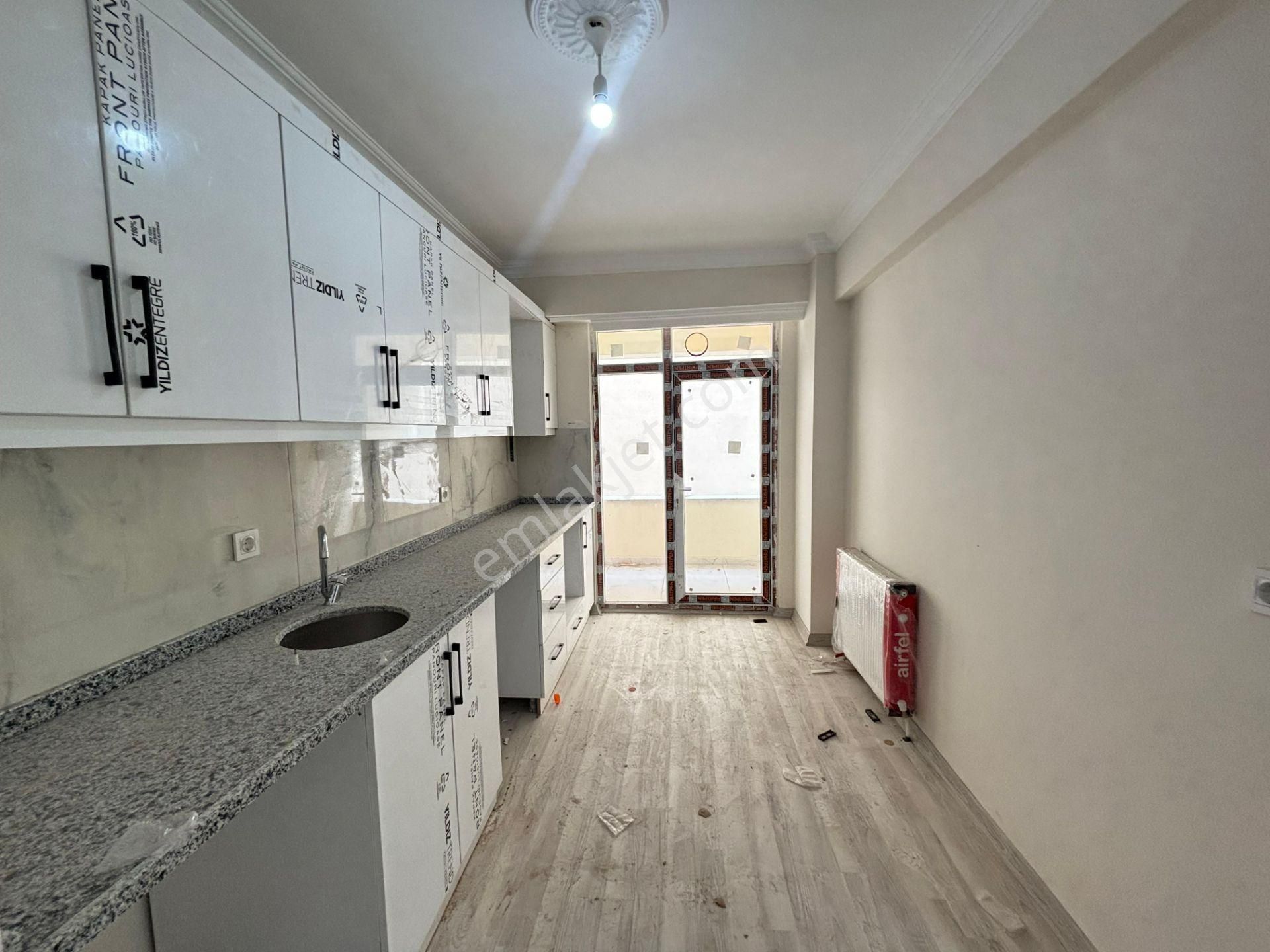 Güven'den Çerkezköy'de Okullar Bölgesi İskanlı Ön Cephe 2+1 - Görsel 9