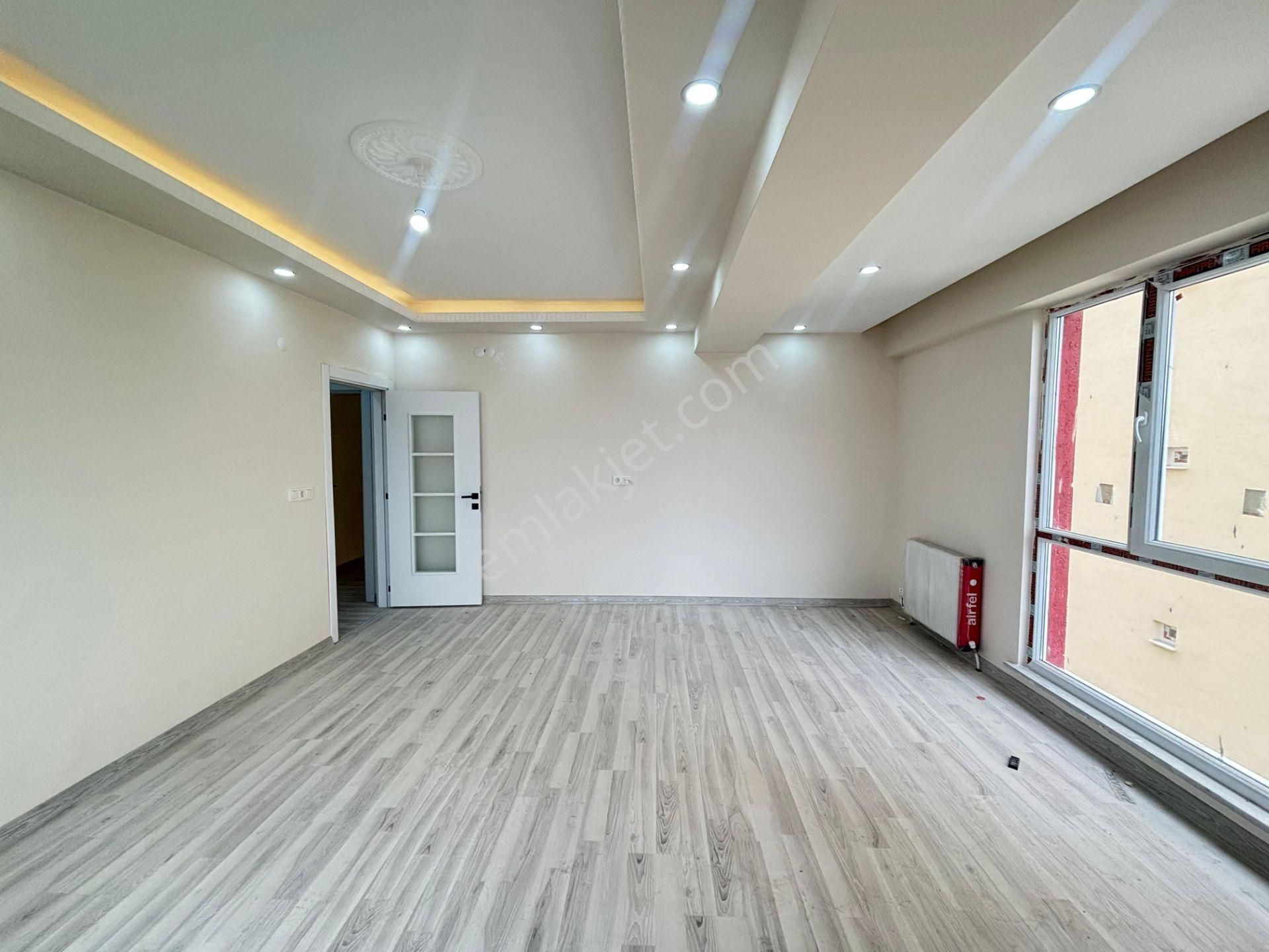 Güven'den Çerkezköy'de Okullar Bölgesi İskanlı Ön Cephe 2+1