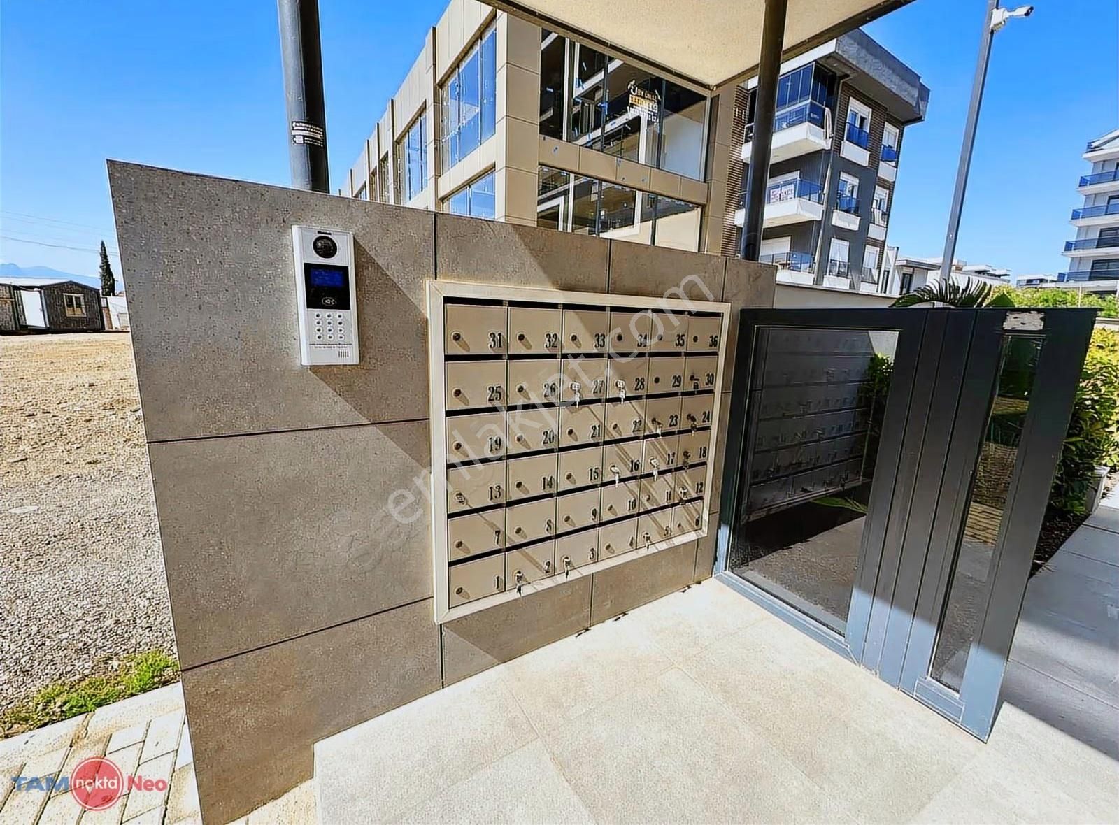 Kardeşkentler Üzerinde Özellikli Sitede 1+1 Eşyalı Kiralık Daire - Görsel 3