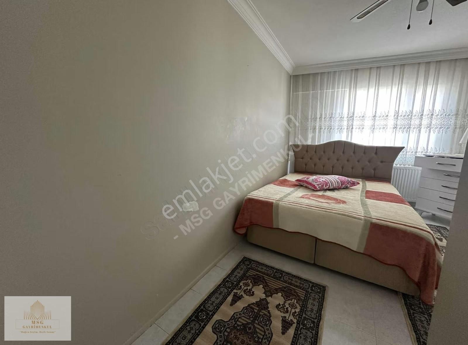 Msg'den Gülyaka'da Otoparklı 3+1 Fırsat Daire - Görsel 23