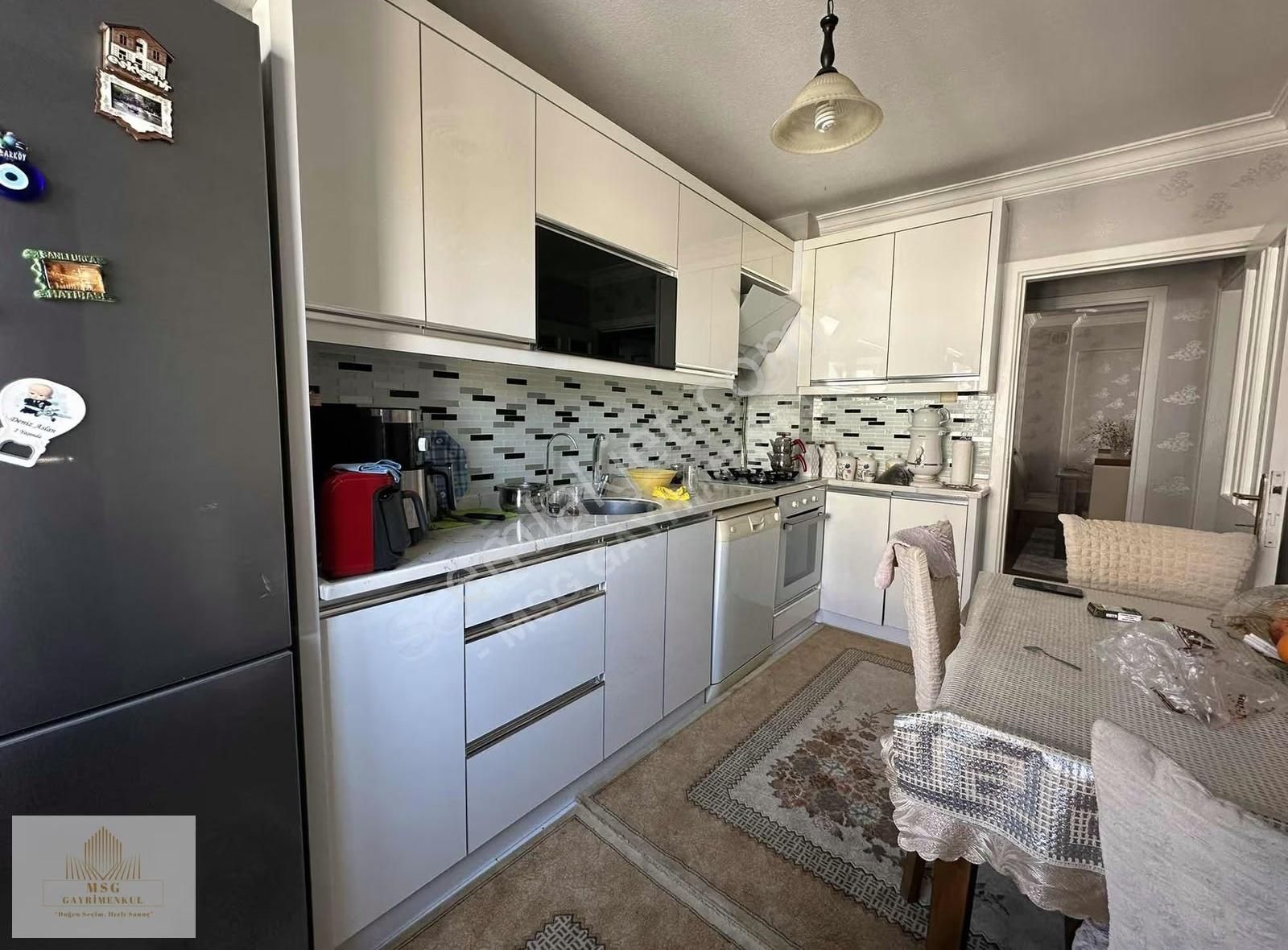 Msg'den Gülyaka'da Otoparklı 3+1 Fırsat Daire - Görsel 19