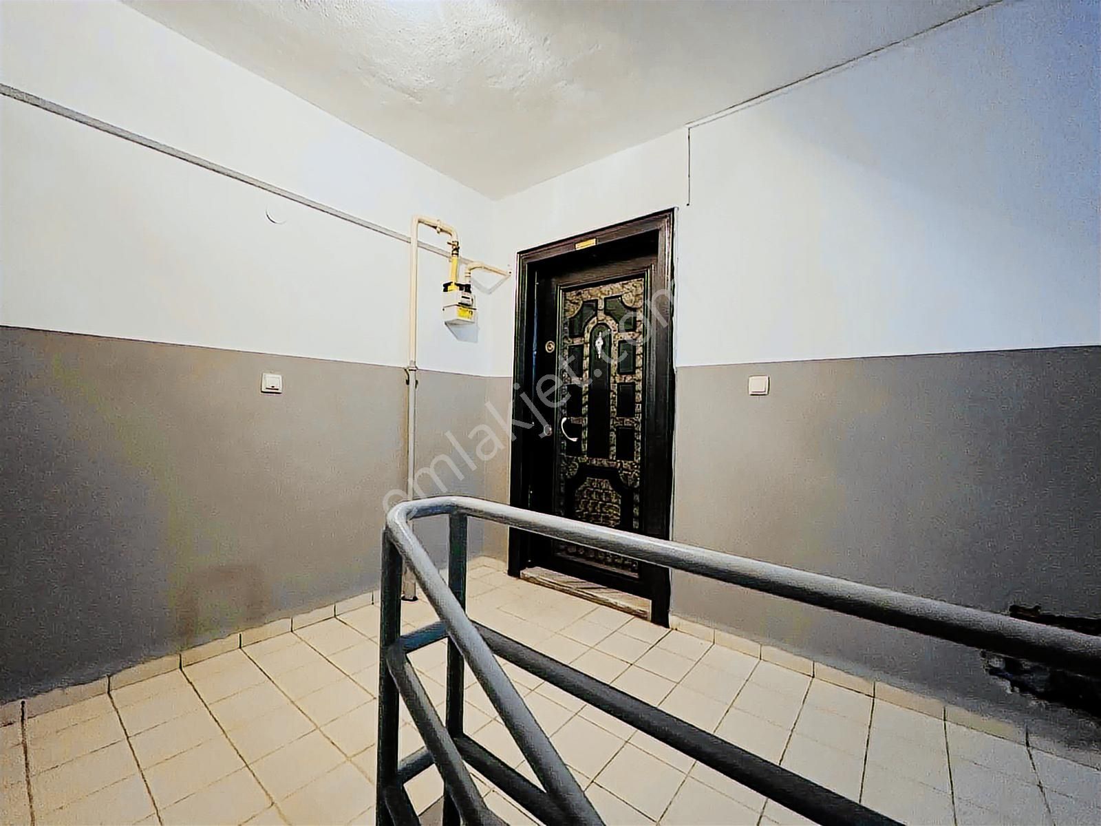 Tekirdağ Çerkezköy Belediye Karşısında Satılık 3 + 1 Daire - Görsel 4