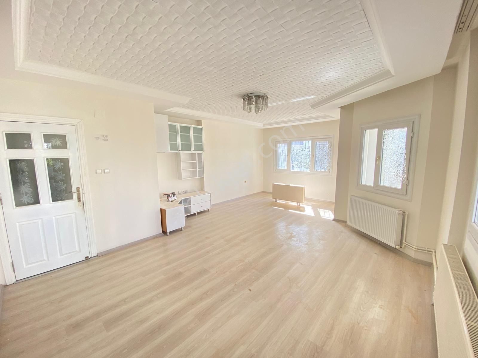 Adana Çukurova Belediyesine Yakın Türkmenbaşı Bulvarı 3+1 Kilerli Doğalgazlı - Görsel 10