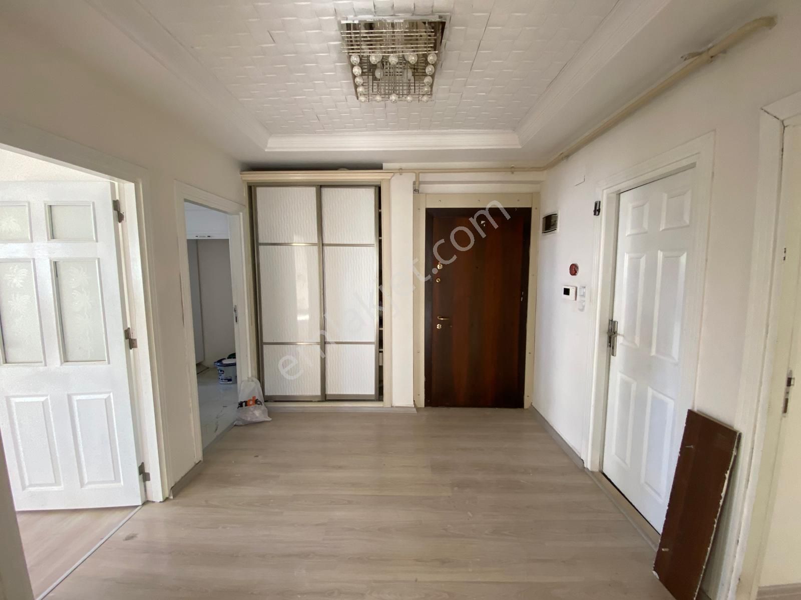 Adana Çukurova Belediyesine Yakın Türkmenbaşı Bulvarı 3+1 Kilerli Doğalgazlı - Görsel 2