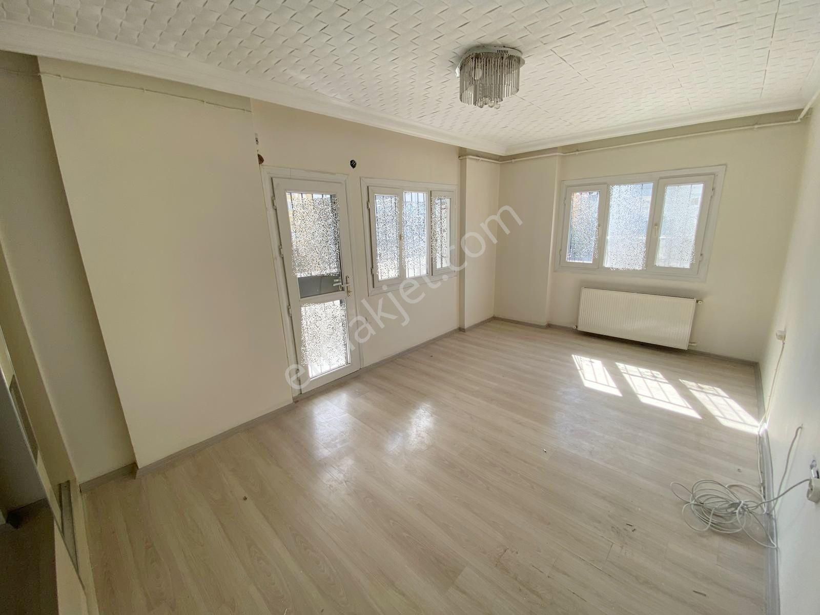 Adana Çukurova Belediyesine Yakın Türkmenbaşı Bulvarı 3+1 Kilerli Doğalgazlı - Görsel 13