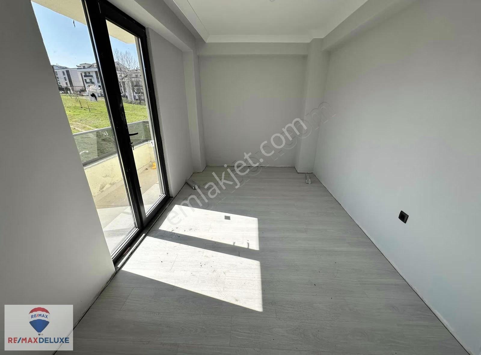 Yeşilyurt Mahallesinde Satılık 3+1 Arakat Daire - Görsel 18