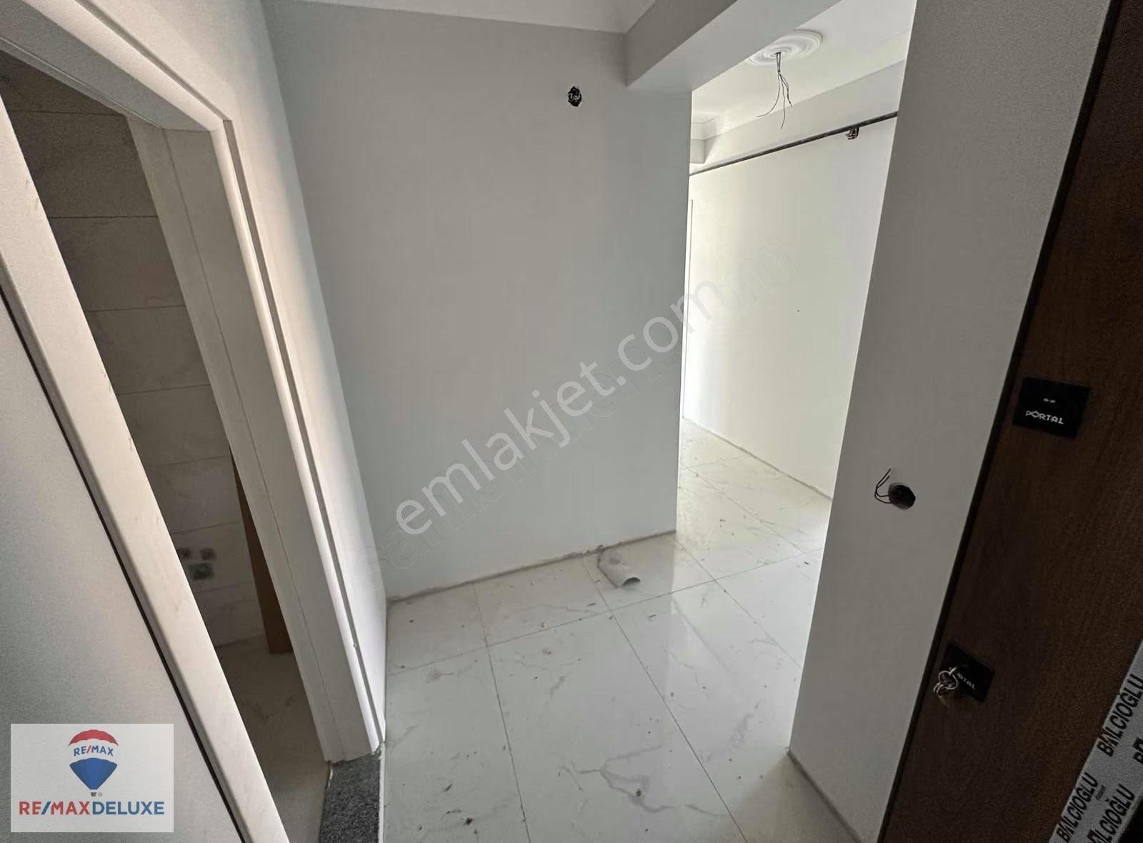 Yeşilyurt Mahallesinde Satılık 3+1 Arakat Daire - Görsel 19