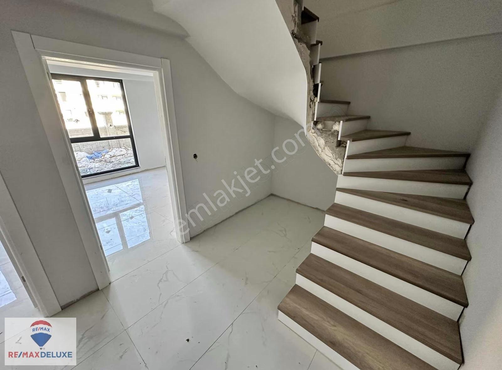 Yeşilyurtta Satılık 40 M2 Bahçe Kullanımlı 3+1 B.dubleks Daire - Görsel 15