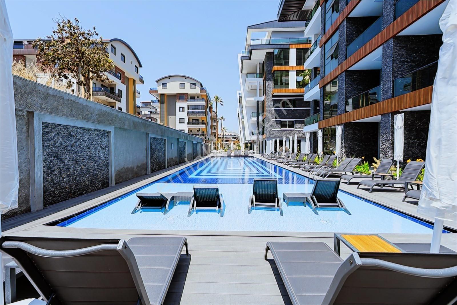 Oba Royal Gardenda Lüks 2+1 Full Aktiviteli Lüks Eşyalı - Görsel 7