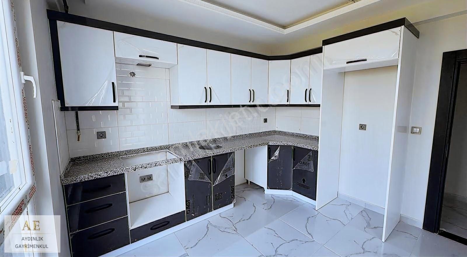 Aydınlık Emlaktan Cerrahta Satılık 2+1 Asansörlü Sıfır Daire - Görsel 6