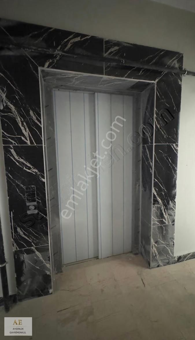 Aydınlık Emlaktan Cerrahta Satılık 2+1 Asansörlü Sıfır Daire - Görsel 4
