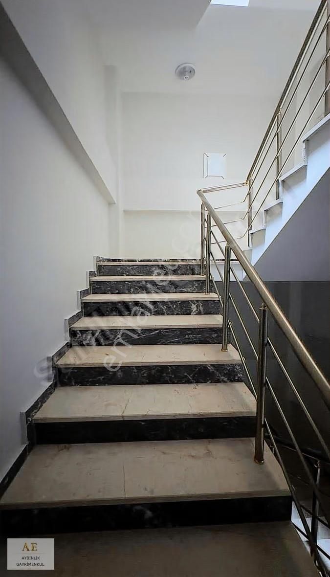 Aydınlık Emlaktan Cerrahta Satılık 2+1 Asansörlü Sıfır Daire - Görsel 20