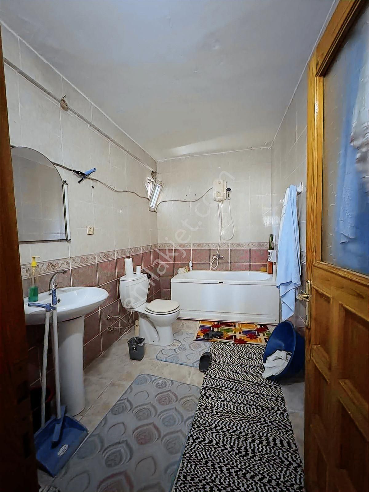 Özgür Emlaktan Şehir Merkezi Satılık Daire - Görsel 10