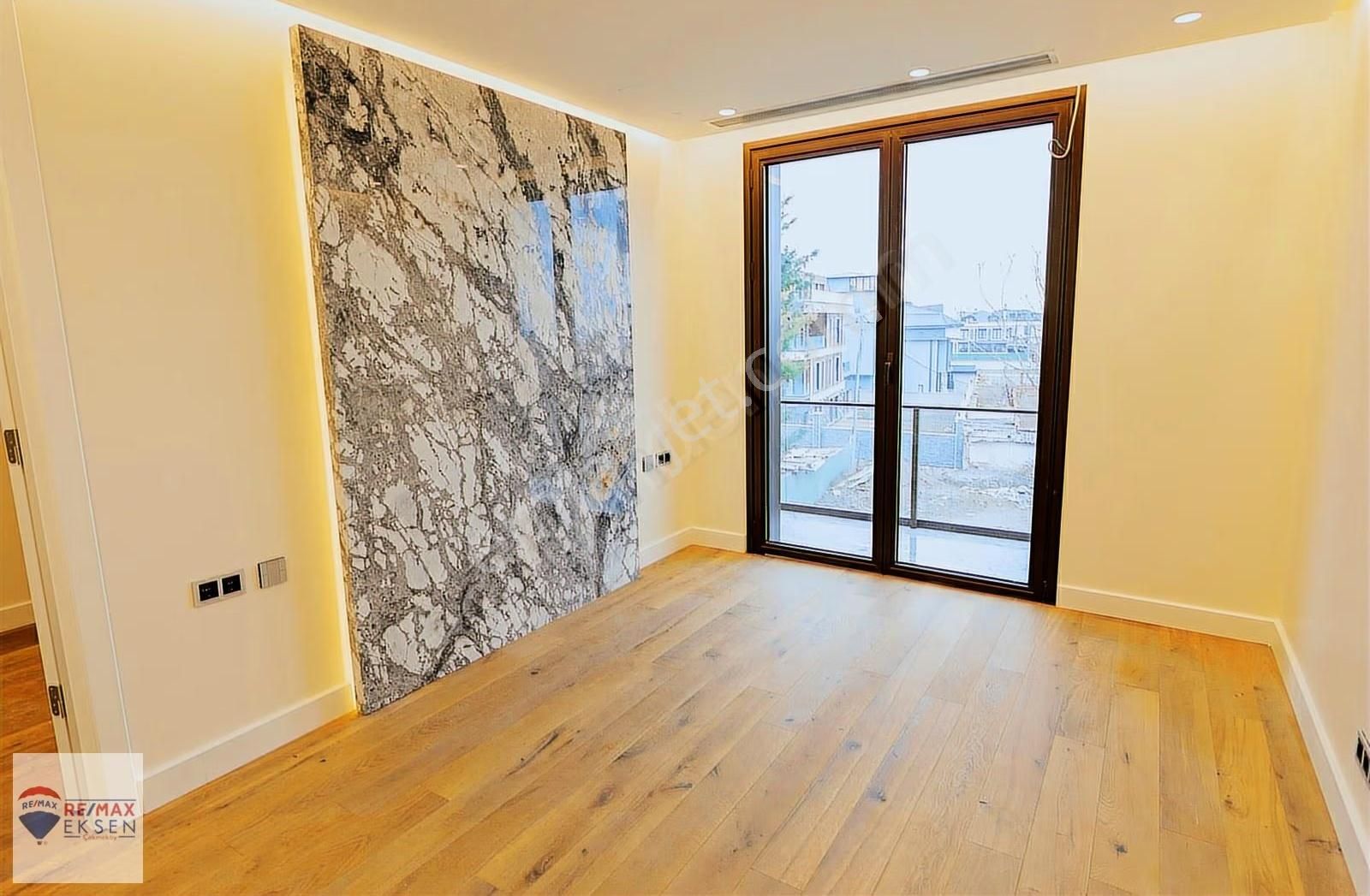 Beylikdüzü Dereağzı Deniz Manzaralı Ultra Lüx 6+2 Müstakil Villa - Görsel 13