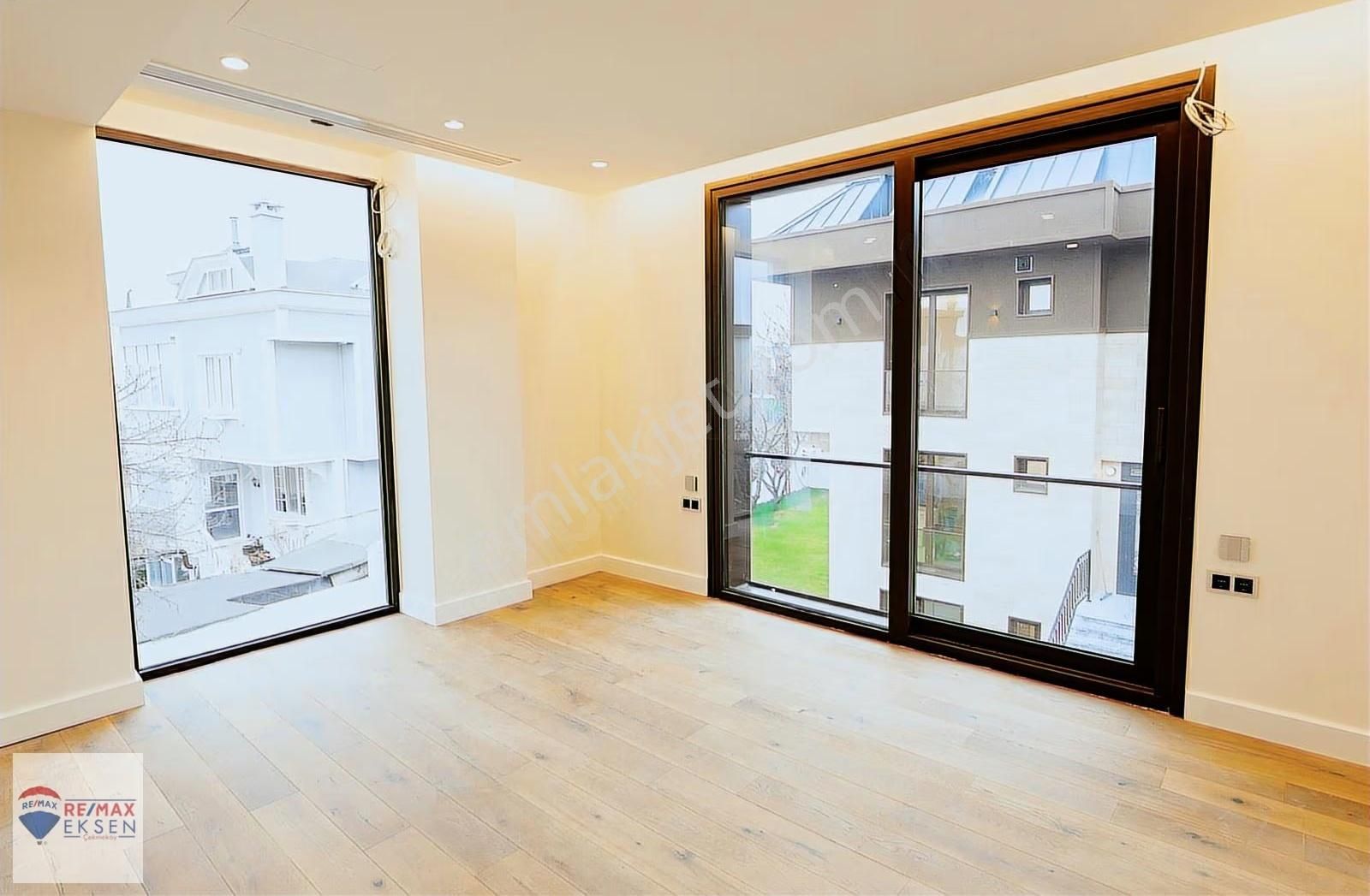 Beylikdüzü Dereağzı Deniz Manzaralı Ultra Lüx 6+2 Müstakil Villa - Görsel 26