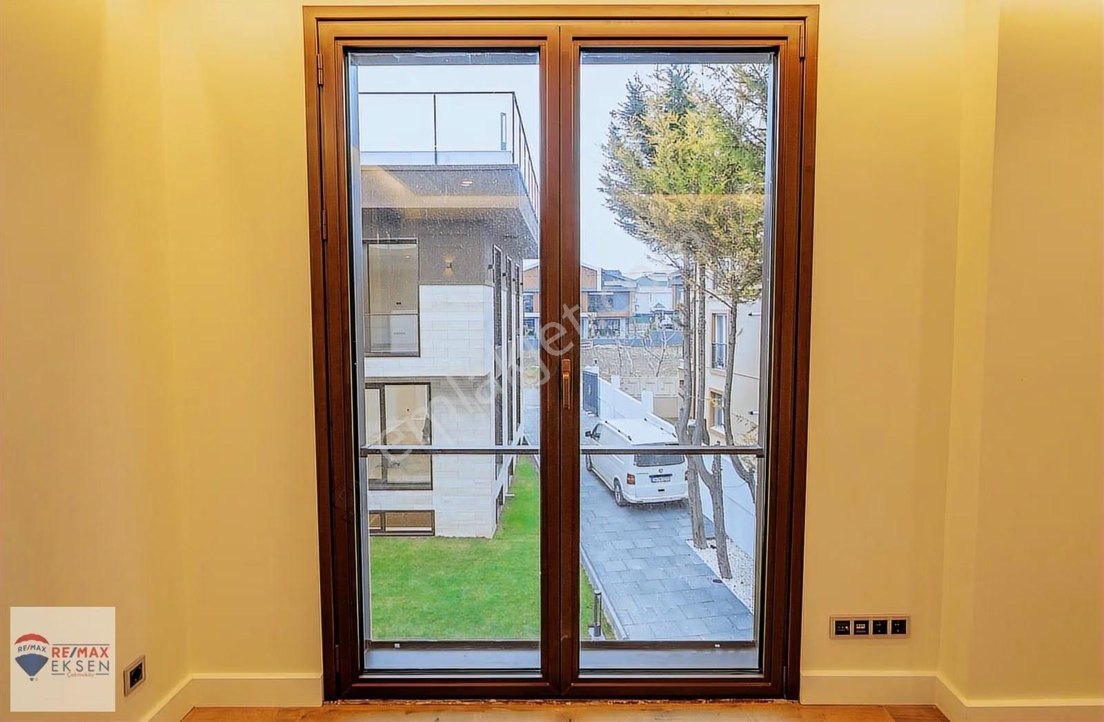 Beylikdüzü Dereağzı Deniz Manzaralı Ultra Lüx 6+2 Müstakil Villa - Görsel 4