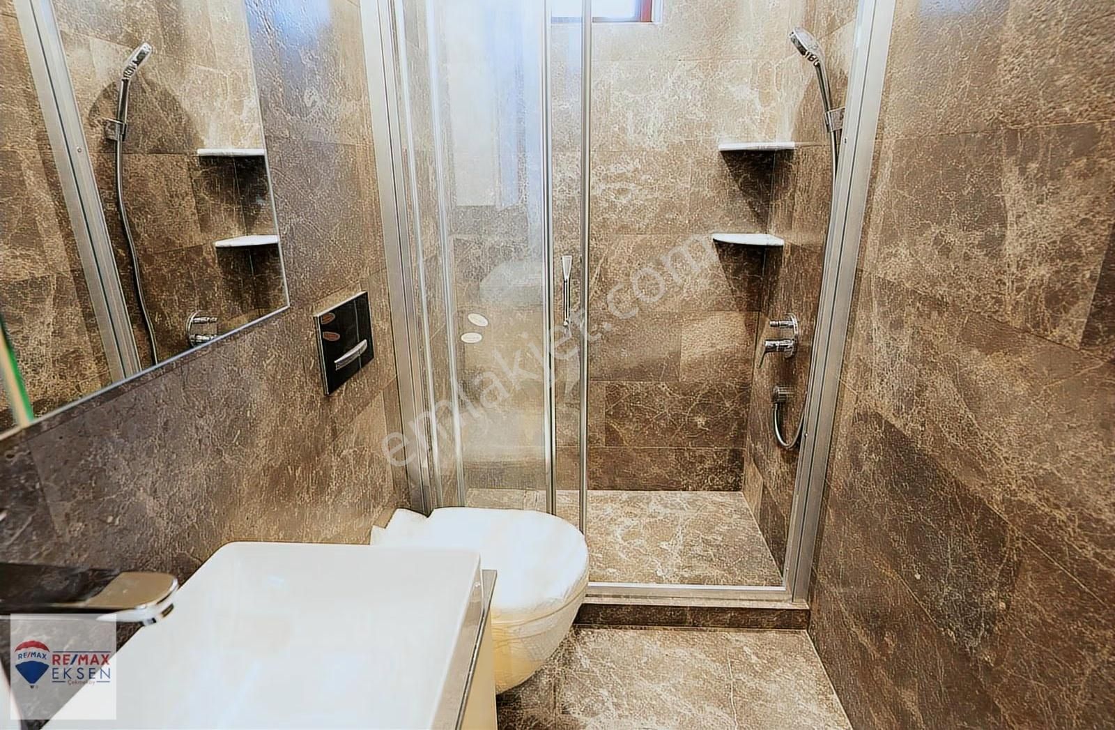 Beylikdüzü Dereağzı Deniz Manzaralı Ultra Lüx 6+2 Müstakil Villa - Görsel 23