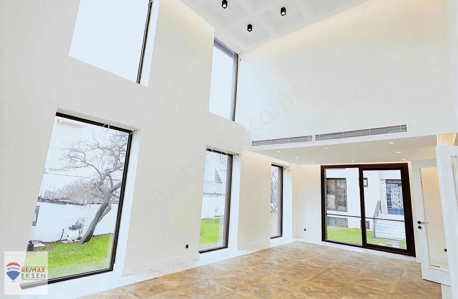 Beylikdüzü Dereağzı Deniz Manzaralı Ultra Lüx 6+2 Müstakil Villa - Görsel 29