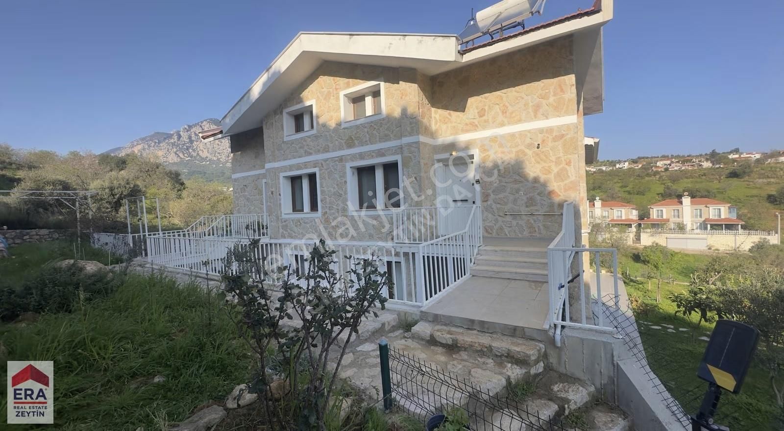 Datça Karaköy'de Yıllık Kiralık 3+1 Bahçeli Eşyalı Dubleks Daire - Görsel 13