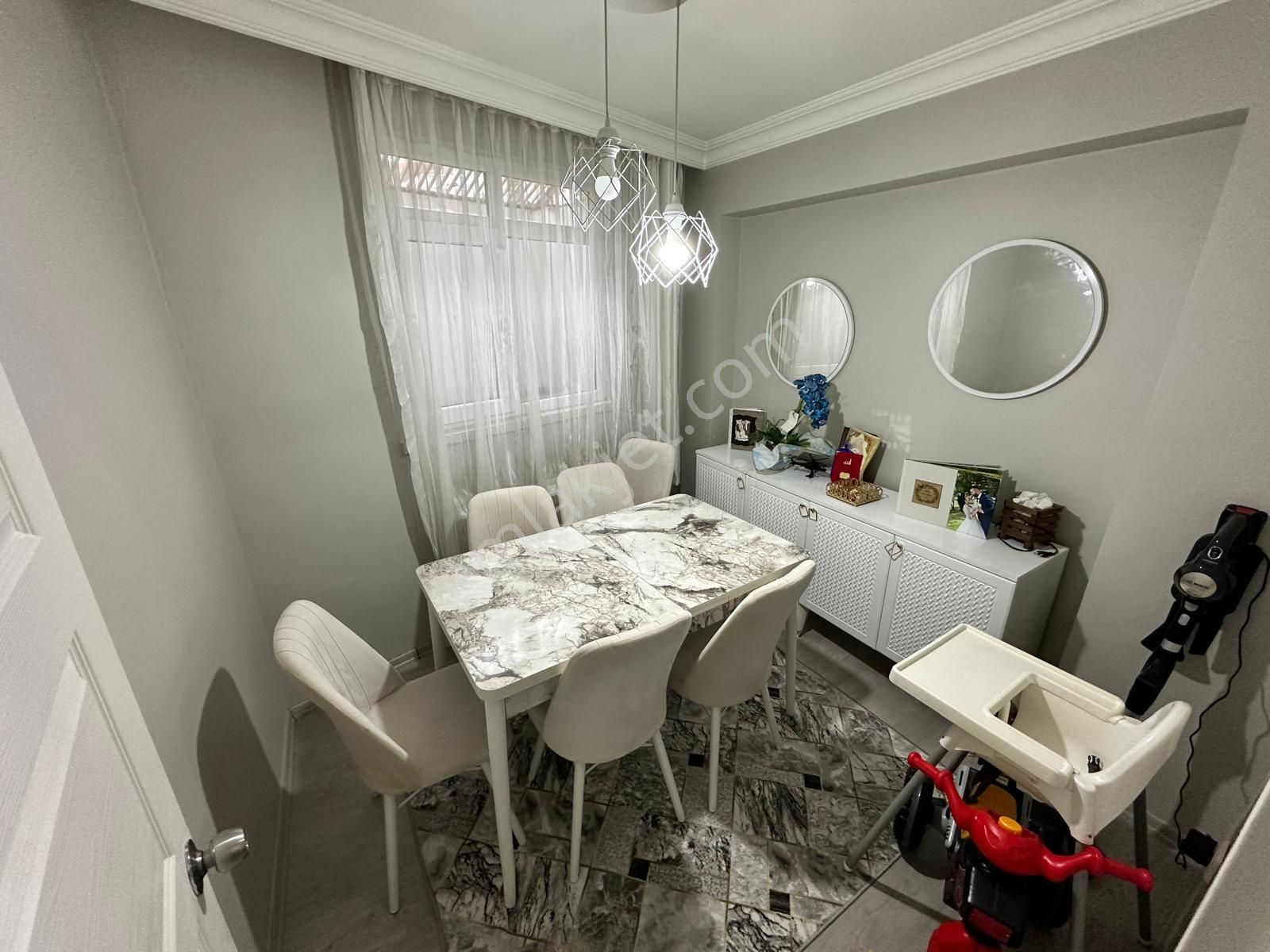 Uzman'dan Atapark Mh.de Cadde Yakını Kot'1'de 3+1+ Depolu Daire - Görsel 7