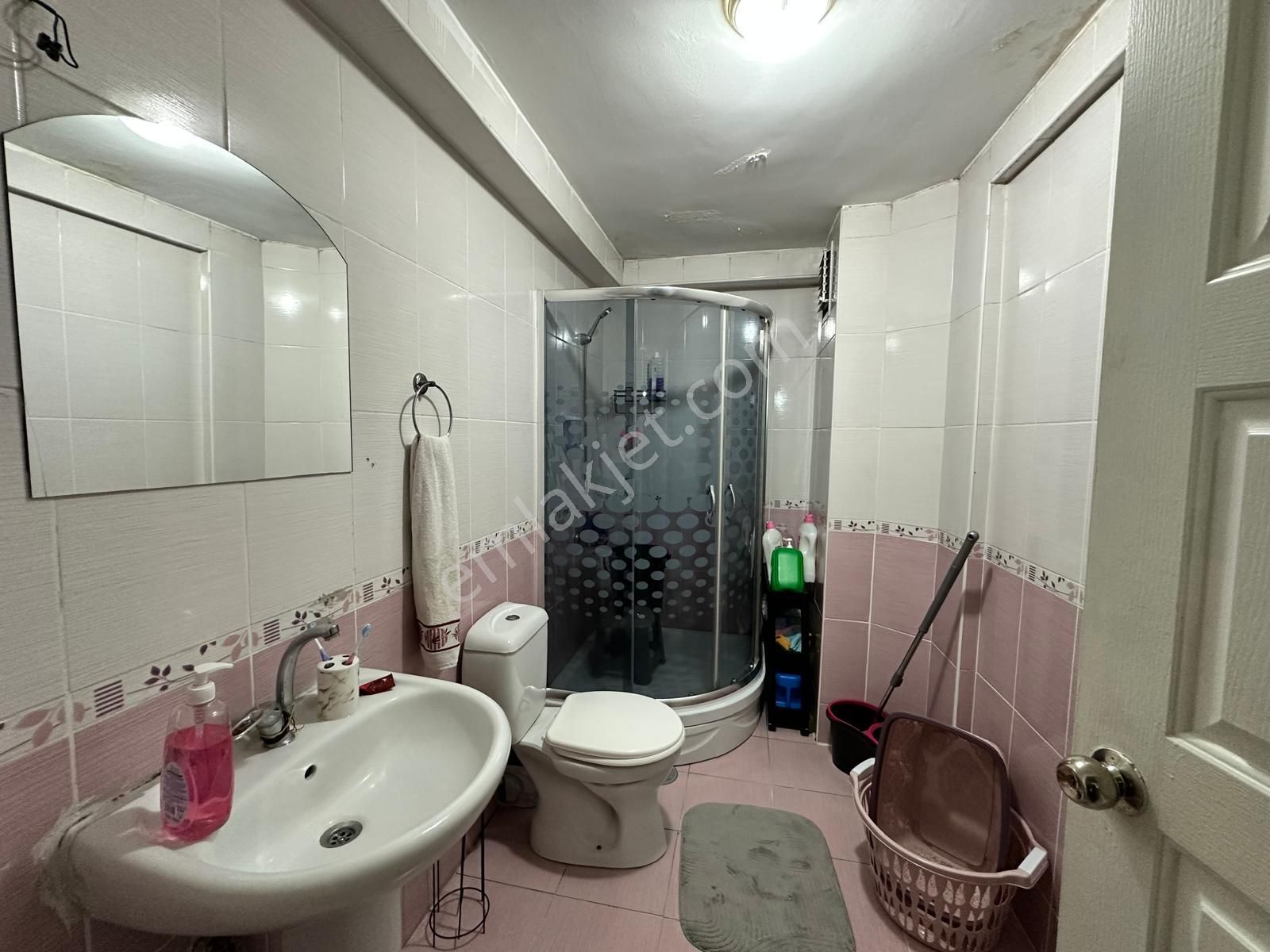 Uzman'dan Atapark Mh.de Cadde Yakını Kot'1'de 3+1+ Depolu Daire - Görsel 13