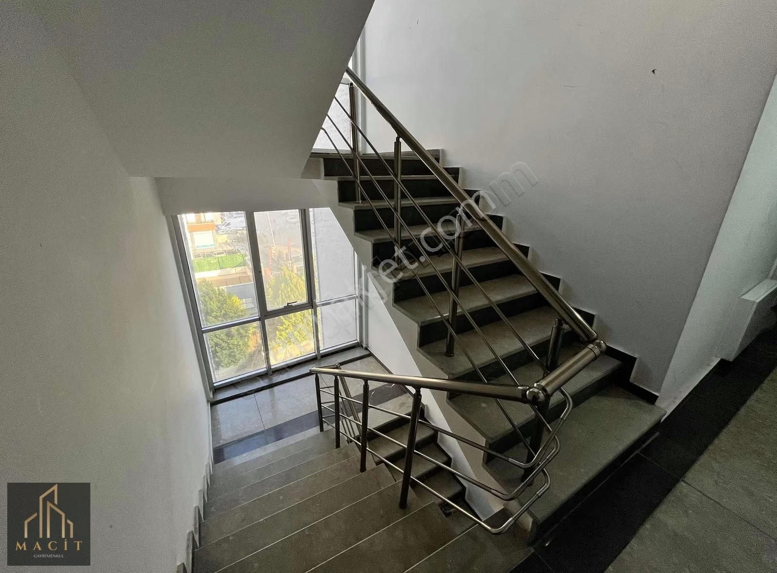 Macit'den Görükle'de Geniş 2+1 Eşyalı Satılık Daire - Görsel 13