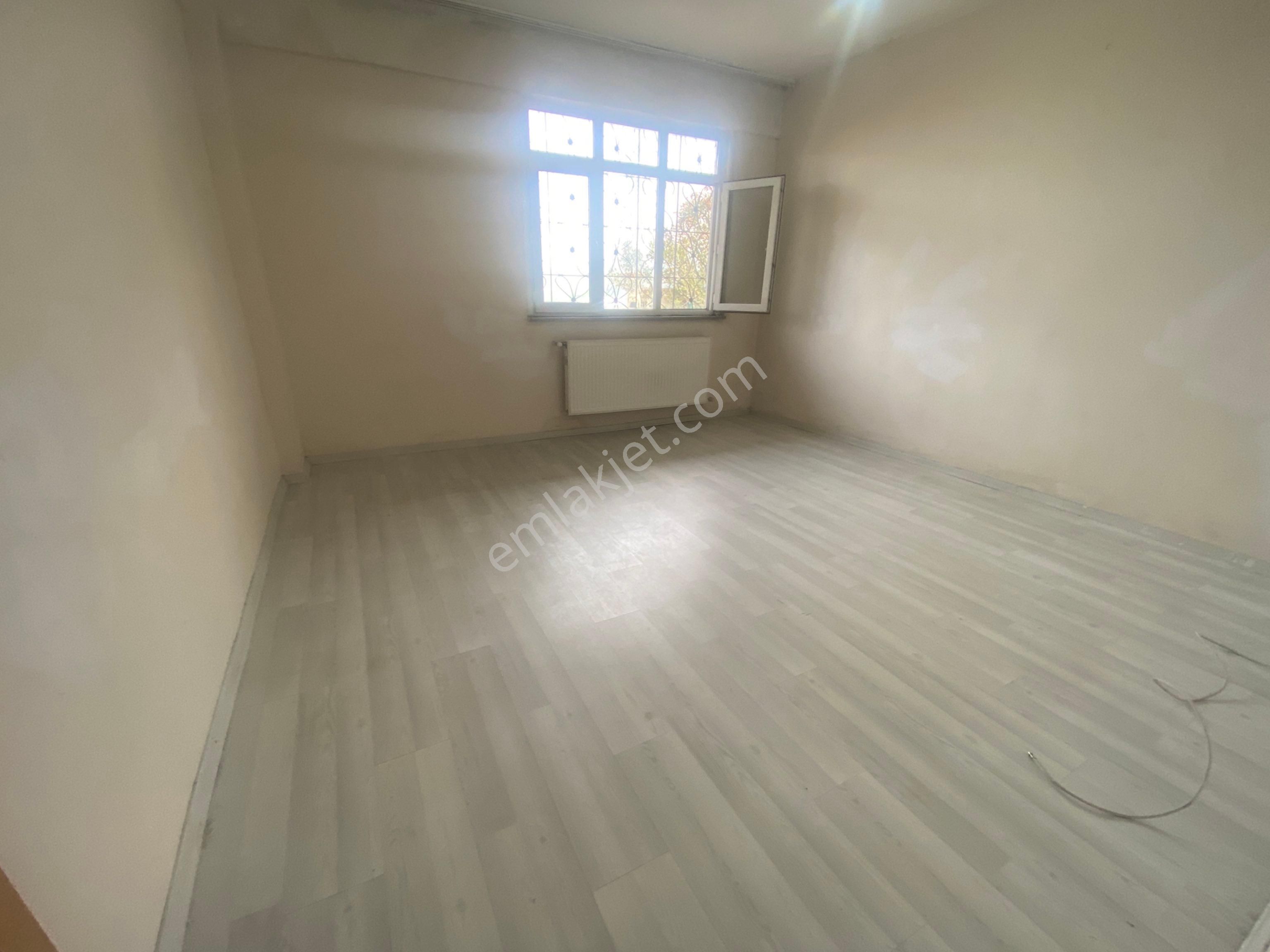 Kiralık 2+1 Bahçe Kat Daire Mevlana Mahallesi