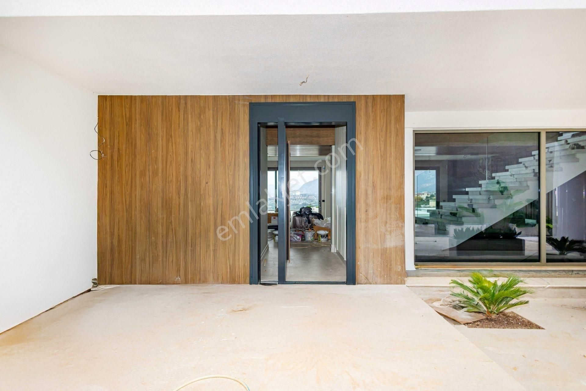 Alanya Kargıcak’ta Vatandaşlığa Uygun, Eşsiz Manzaralı Lüks Satılık Villa - Görsel 3